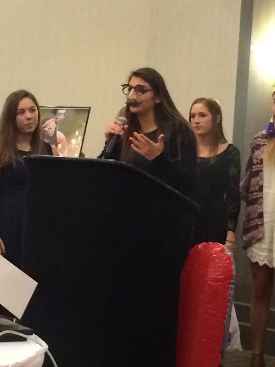 CDFHvarsity's tweet photo. Senior awards at our banquet!! #CDFHPride @halleyrose http://t.co/lfvdFrQri1