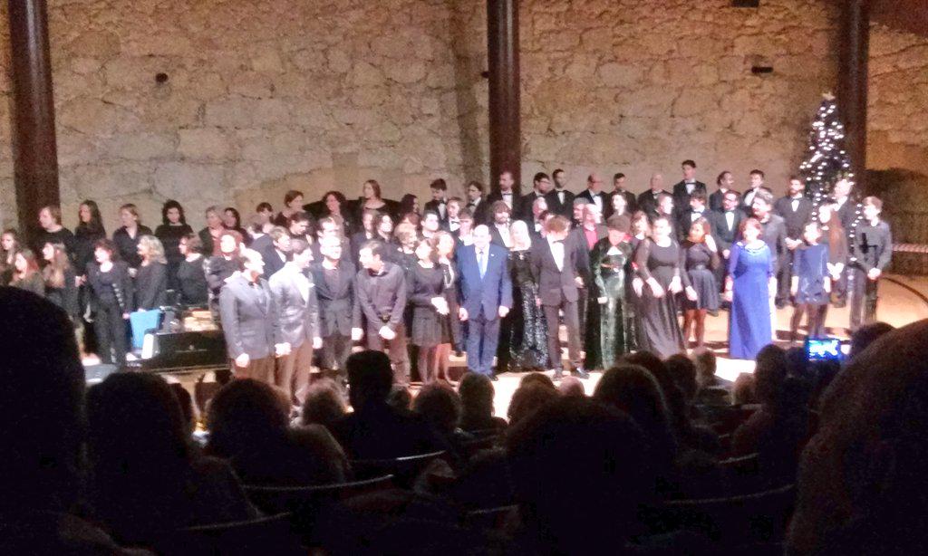 DianaDiaz_music's tweet photo. Clausura XIII Curso La voz en música de cámara, con estrenos, un montón de gente implicada y un gran descubrimiento! http://t.co/zZIbOTGqyU