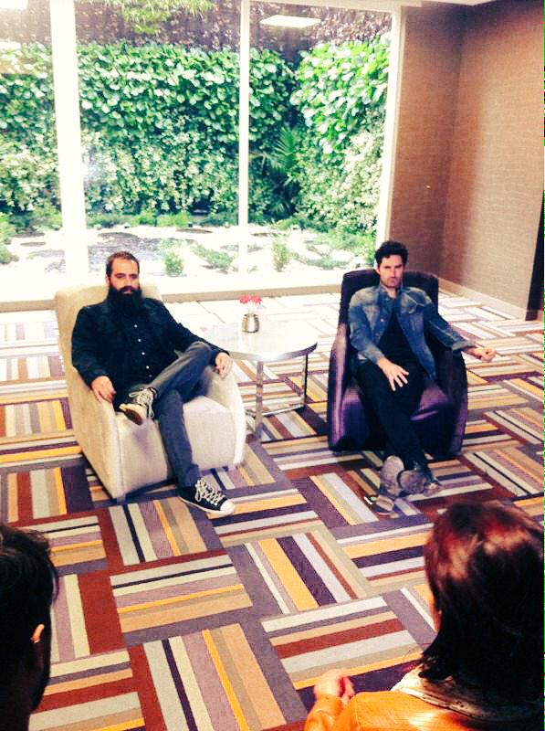 UMusicColombia's tweet image. En Bogotá ya está @capitalcities calentando motores para esta noche #CapitalCitiesUM :