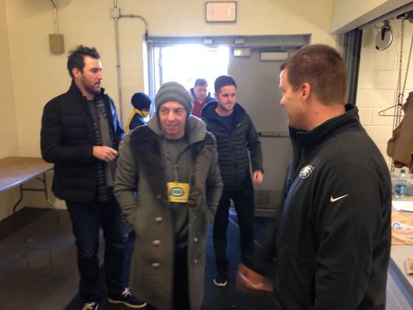 View image on Twitter