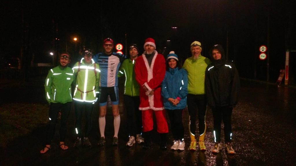 TinoHSET's tweet photo. Humanspeed Enduranceteam 3 Länder Nightrun Wien @HUMANSPEED @mijeker @MartinSchaedle http://t.co/1WyuBk8dfW