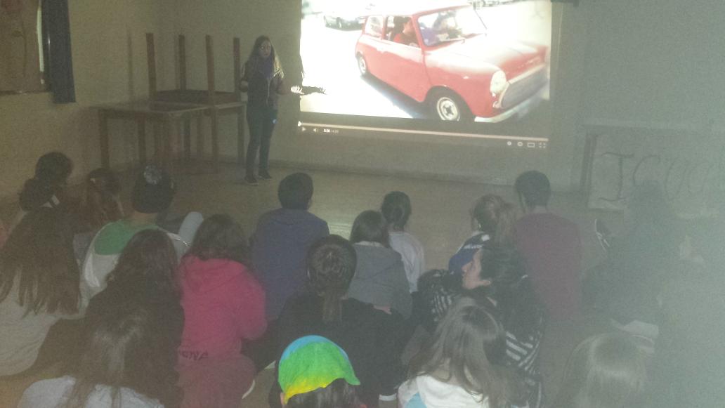 fADEAragon's tweet photo. Lxs compañerxs de #maranya nos presentan su proyecto educativo en #Benicassin #confluinvierno http://t.co/pzfWKgbM15