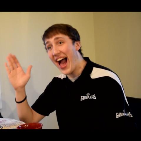 xMicroScopic_'s tweet photo. @Banks Funniest "Hello" I've Ever Seen Lmfao http://t.co/SFEYTlxpit