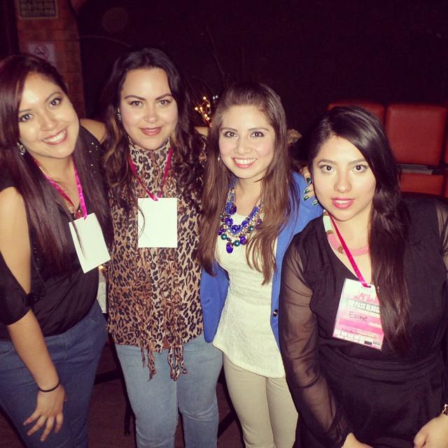 CALKARYLOVE's tweet photo. Buenísimo evento todo super padre.. una experiencia que sólo #BBITC lo hace posible.. http://t.co/anJKq5D50r http://t.co/bQvNLMq8Q7