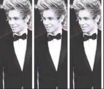 loveslikeadream's tweet photo. But imagine Luke Hemmings in a suit. This needs to happen..
#LukeDateWithEmma
#BestNewArtist 5 Seconds Of Summer http://t.co/nKNWJPjplh