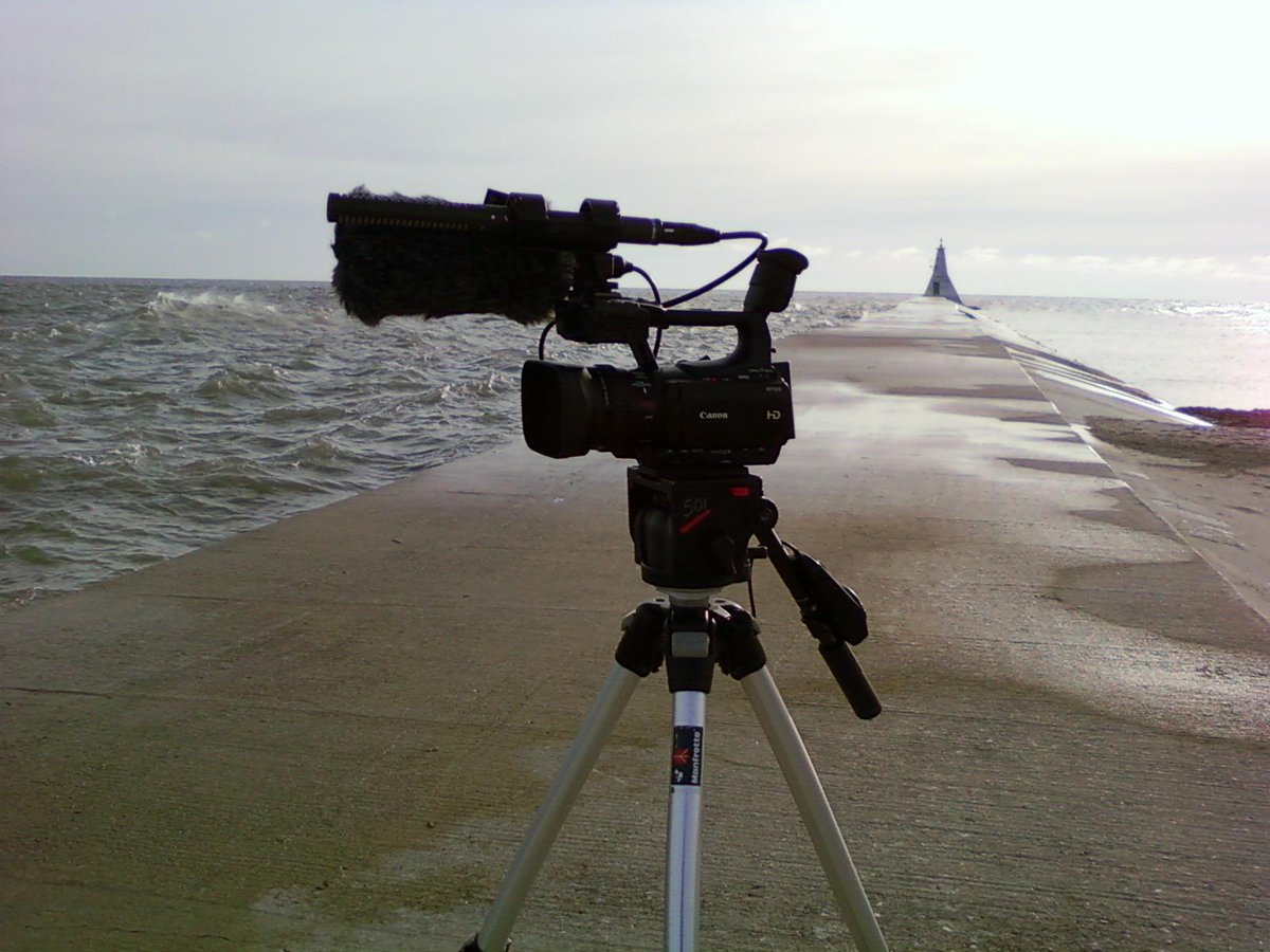 JBMediaPro's tweet photo. Braving the below zero temperatures on the lake today to bring you some of this weeks shots. http://t.co/1iUqlRn73Y