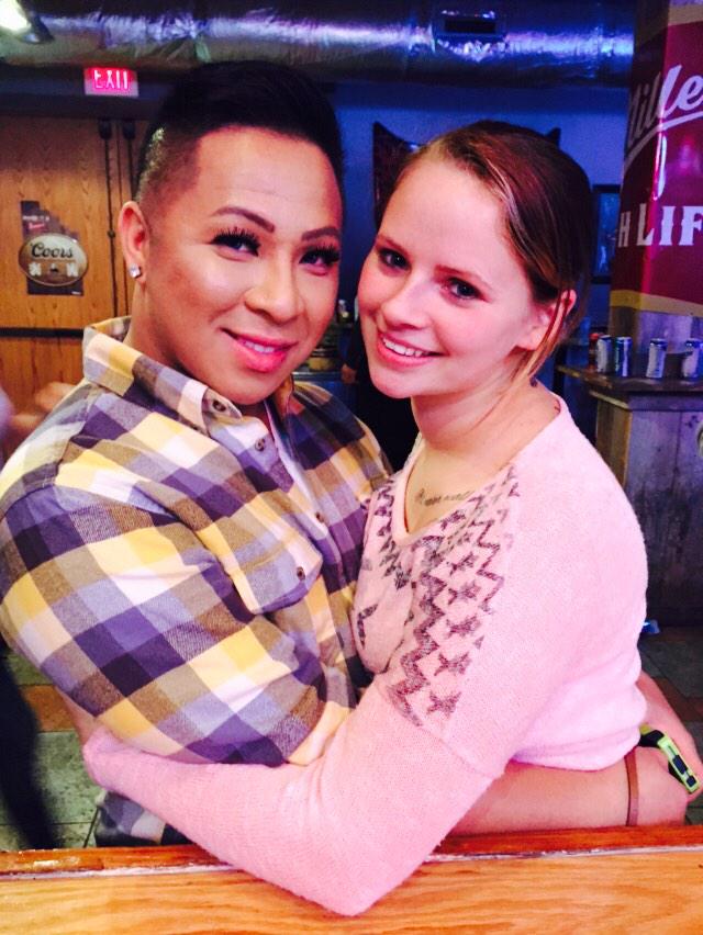 TheeOnlySara's tweet photo. My best friend is better than yours. 💁😘💋 http://t.co/xAo9f8yeyP