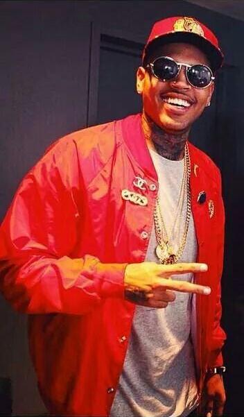 Sharonaagz's tweet photo. Mai nessuna foto renderà giustizia al tuo sorriso quando esplode all'improvviso sul tuo viso.'❤
#chrisbrown #hissmile http://t.co/nQ2U83Q3LW