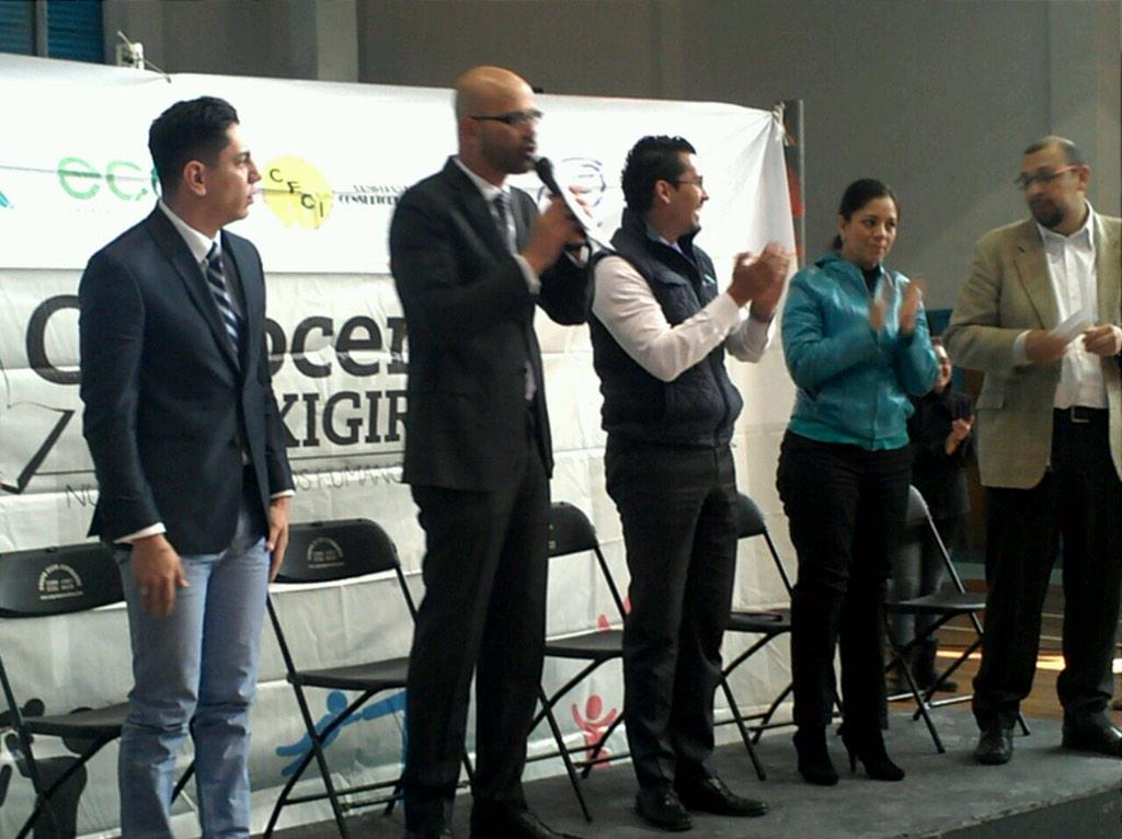 DDHHDMH's tweet photo. En el cierre de #ConocerEsExiguirDDHHMH con los CENDIS @vromog @DavidRazu @delegacionMH http://t.co/AY8j0KlF12