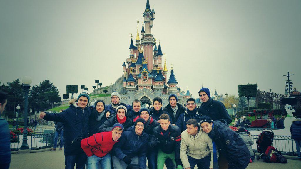 TinuxOne's tweet photo. #VDE un viaje inesperado http://t.co/s42MoVAhO2