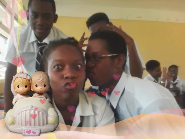 cupcakemonstaxD's tweet photo. Love train
feat, @Africunt_ hair
@Nick_Reloaded
@Lintzz97
#QCFS http://t.co/5r9U5sfzIF
