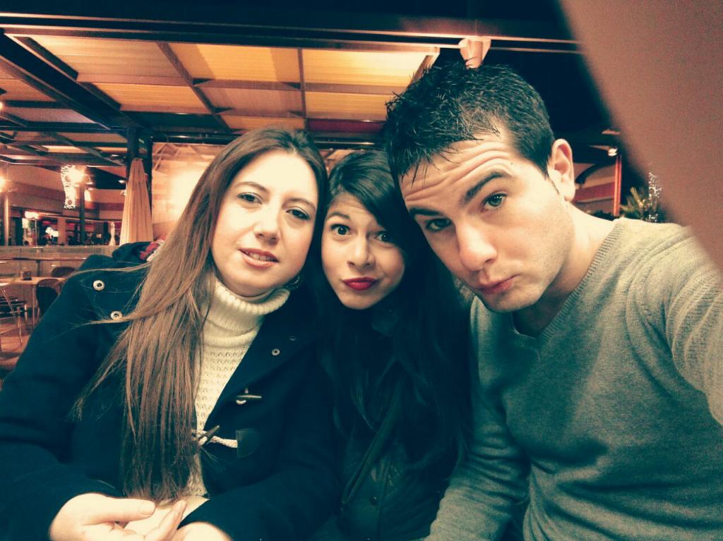 ishope_'s tweet photo. Buena tarde en Murcia con @xuxyDS  y #ana Love U http://t.co/i9Mbkxz0qf