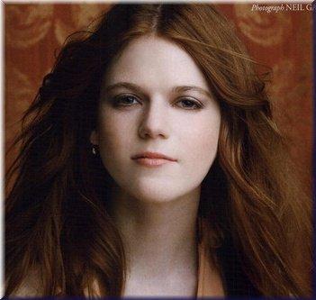Ygritte_McKenna's tweet image. #SeductiveSunday
@ModPac_Jon 
   All I want for Christmas is you.