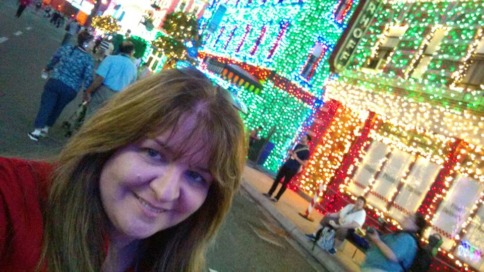 2014Reunion's tweet photo. Its been a pleasure tweeting #2014Reunion! Happy holidays to all &amp; Please share your memories! ...beci http://t.co/r0wTV6L0Lv