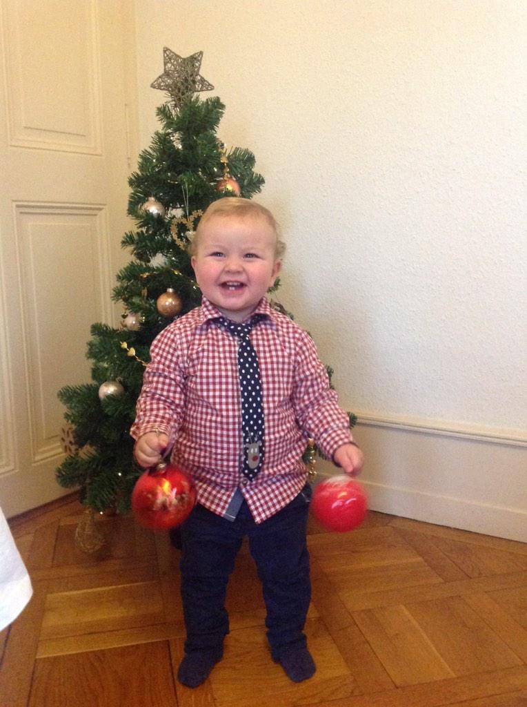 northem's tweet photo. @GMB @northem . Noé Joseph enjoying the festive season !🎅🎄🎁 http://t.co/j9NyT7MvTv