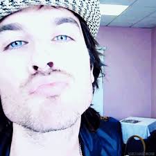 Beija depois que assim eu fico com vergonha Happy Birthday Ian Somerhalder From Brazil 