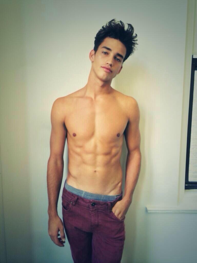 hotguysofinsta's tweet image. Jessey Stevens @Jesseystevenss ig: @jaysteevie