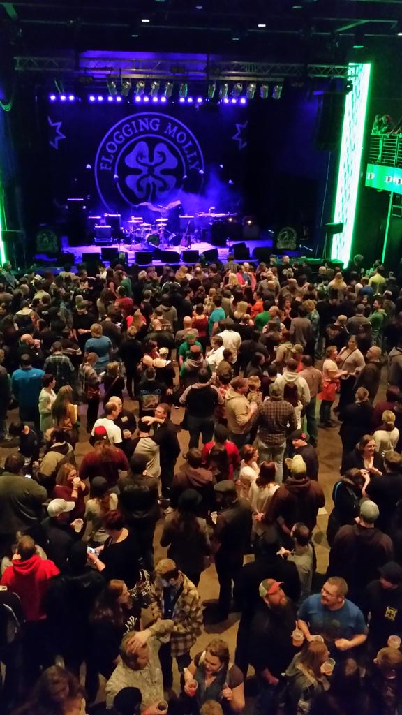 nateknuth's tweet photo. #floggingmolly http://t.co/itkeOngJIR