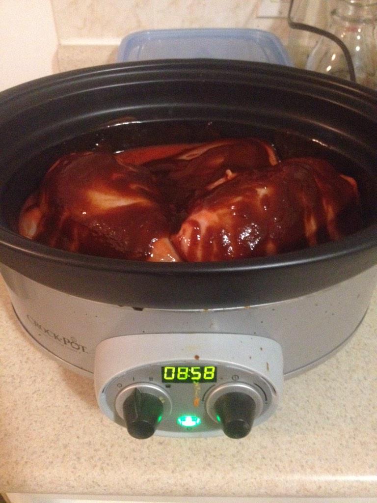 9 hours until deliciousness. #mealprepsundays #gettingjacked #nutrients #fuelthefire <a href="/hosstremblay/">Paul Tremblay</a> <a href="/zapgus/">angus mcdougall</a>