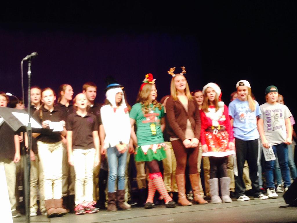 RivetHighSchool's tweet photo. Winter Program❄️ We have some talented students😊 http://t.co/ihFU7fJfOW