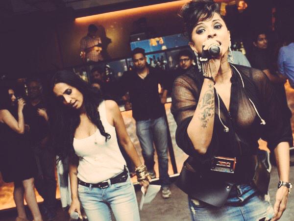 manasiscott's tweet photo. #DivaOfTheYear #theDivaProject #diva #usandthem #stage #lifestory #LoveWhatYouDo #StrictlyComeDancing #showbox http://t.co/B4Zpg3hTpK