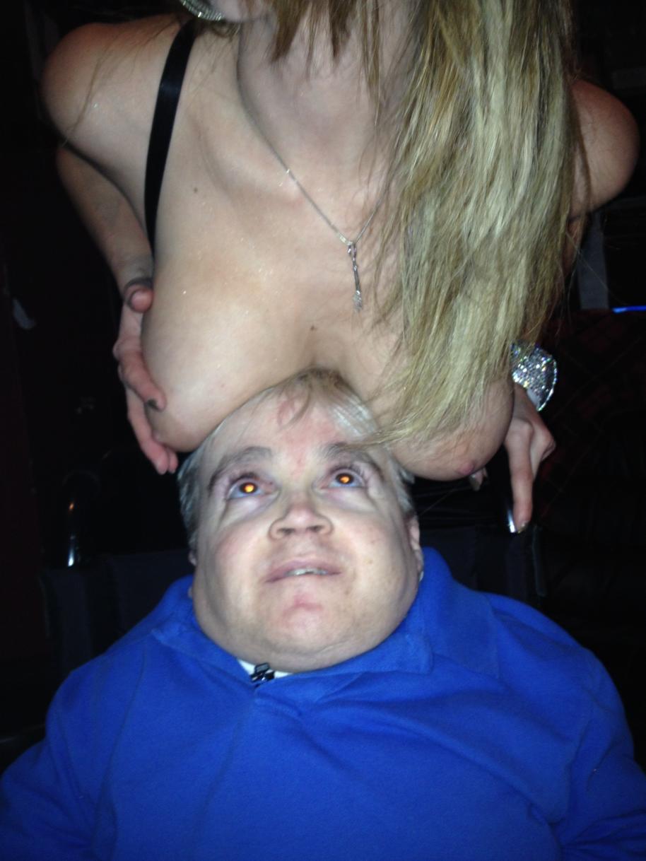 Embedded image permalink