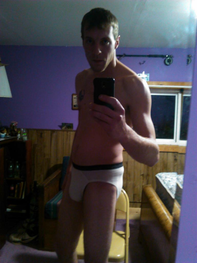 3698J's tweet photo. Rt if u want to see it http://t.co/ERQXnObR80