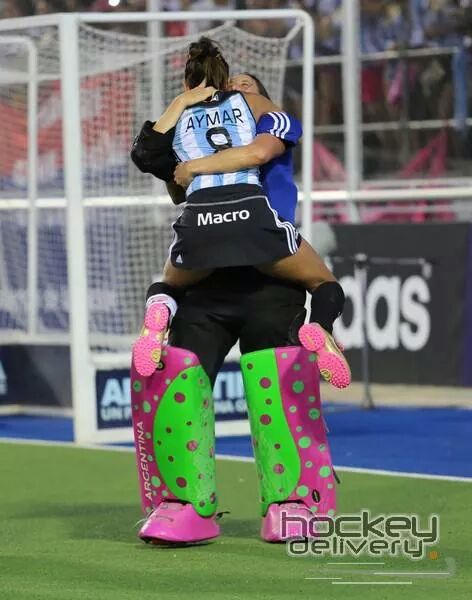 Gracias <a href="/aymarlucha/">Luciana Aymar</a> te retiraste como lo grande que sos. En lo mas alto del podio, como toda tu carrera. Sos Leyenda.