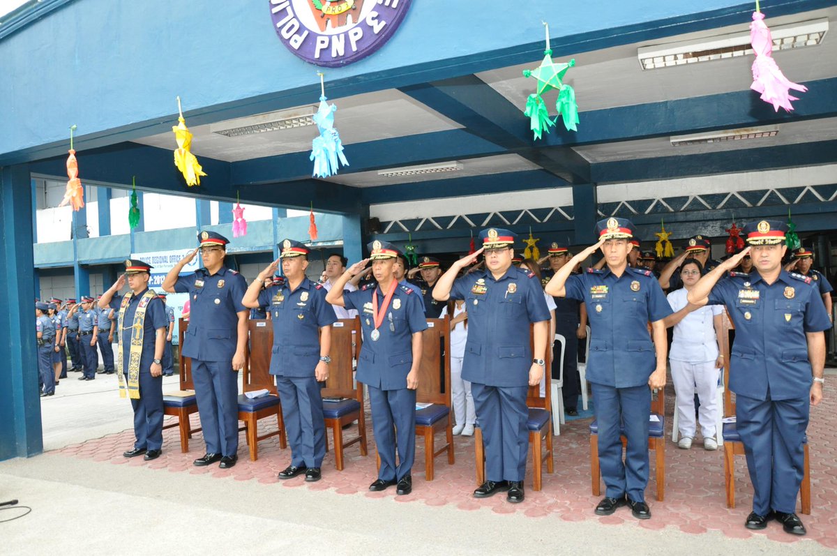 rdpro3's tweet photo. @OtdiponlPNP @PNP_OTCDS PRO3 Flag Raising Ceremony with PDIR Rolando Abenojar Purugganan Director comptrollership http://t.co/o49dTBdu2A
