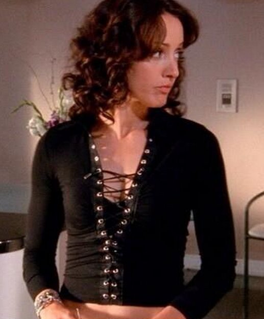 Blackbird_write's tweet photo. .@TheLWordUKFans #TheLWord Touch Tones: Radar Love - Bette spooks herself while obsessing. http://t.co/ANanSVVB4j http://t.co/OebM2Suvpp
