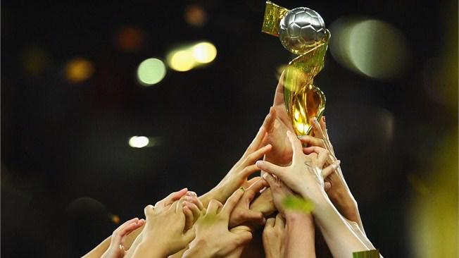 m_vuillerme's tweet image. La Coupe du monde Féminine @FIFAWWC sera à suivre en intégralité sur @EurosportFrance 6 juin-5 juillet #Canada2015