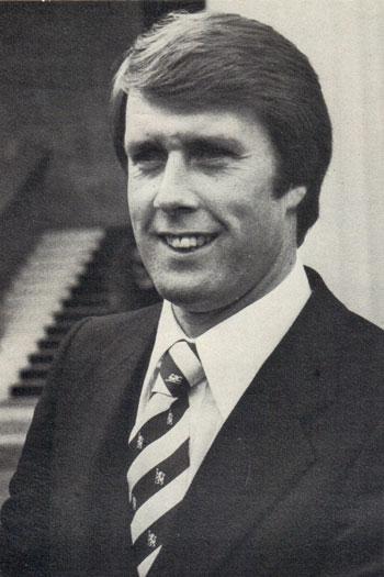 Happy birthday to former Blues manager Sir Geoff Hurst (1979-81) who is 73 today  