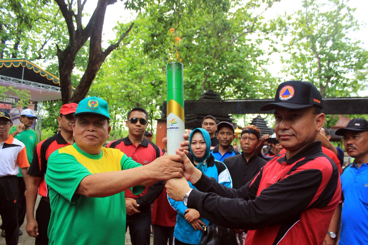 PEKAN OLAHRAGA NASIONAL PON REMAJA I 2014 EAST JAVA PEKAN OLAHRAGA NASIONAL PON REMAJA I 2014 EAST JAVA