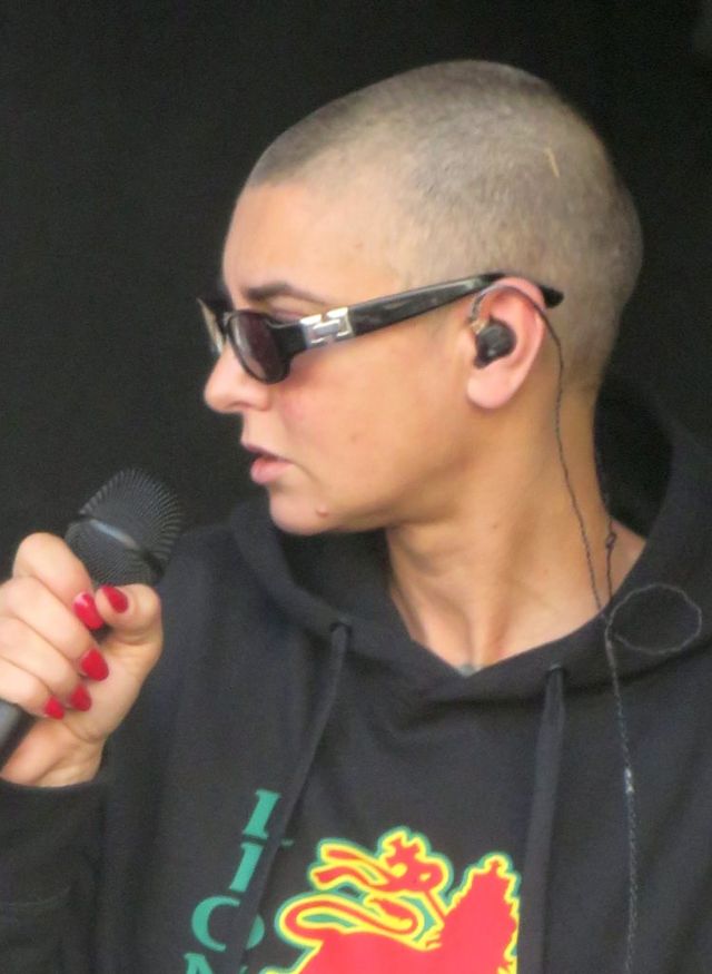 Happy 48th birthday, Sinéad OConnor, awesome Irish singer-songwriter  "Nothing Compares 2 U" 