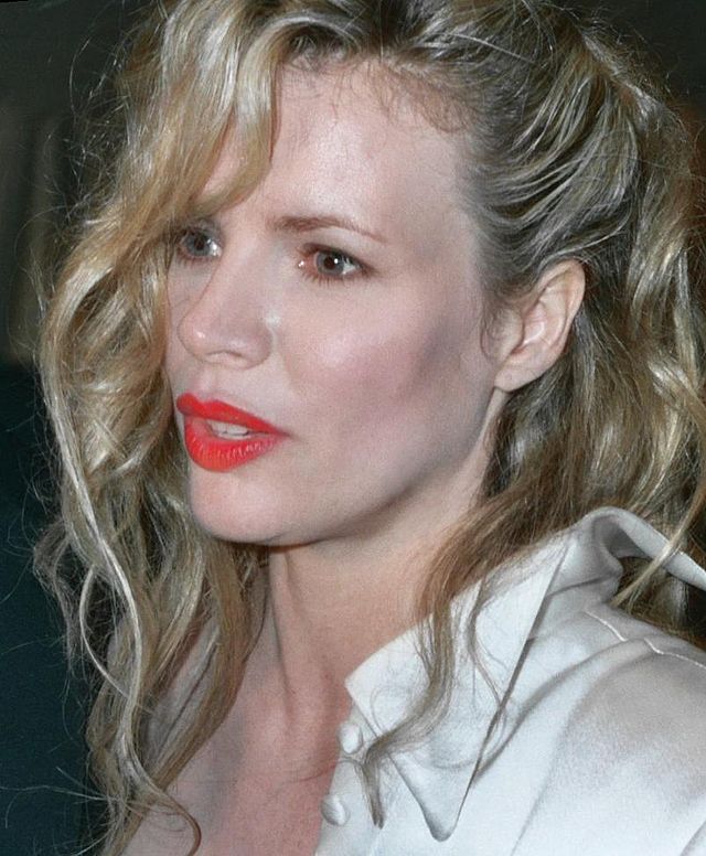 Happy 61st birthday, Kim Basinger, outstanding Oscar-wiining actress  "L.A. Confidential" 