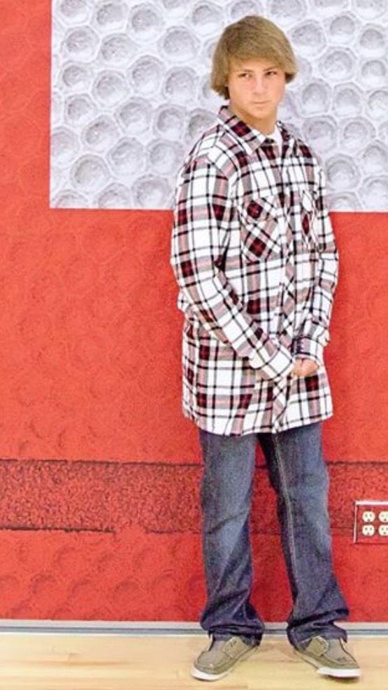 zoberle's tweet photo. A lot can happen in 18 years. HAPPY BIRTHDAY MATTHEW ❤️😍 http://t.co/Mz5knUZ7JW
