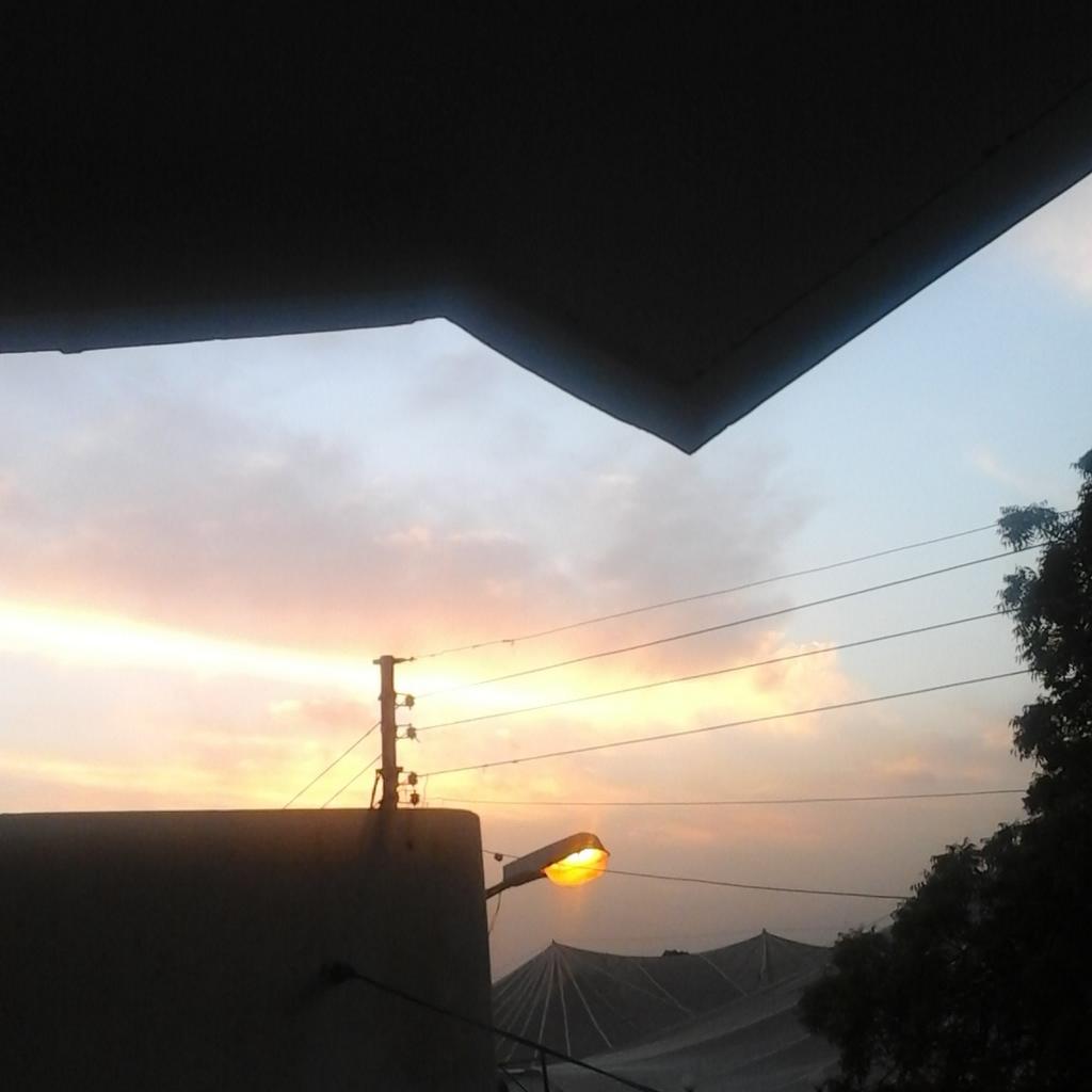RFurrokh's tweet photo. Some sunset shootings when love hits me. ��
#LIFEISGETTINGBETTER. http://t.co/VCdASASDu2