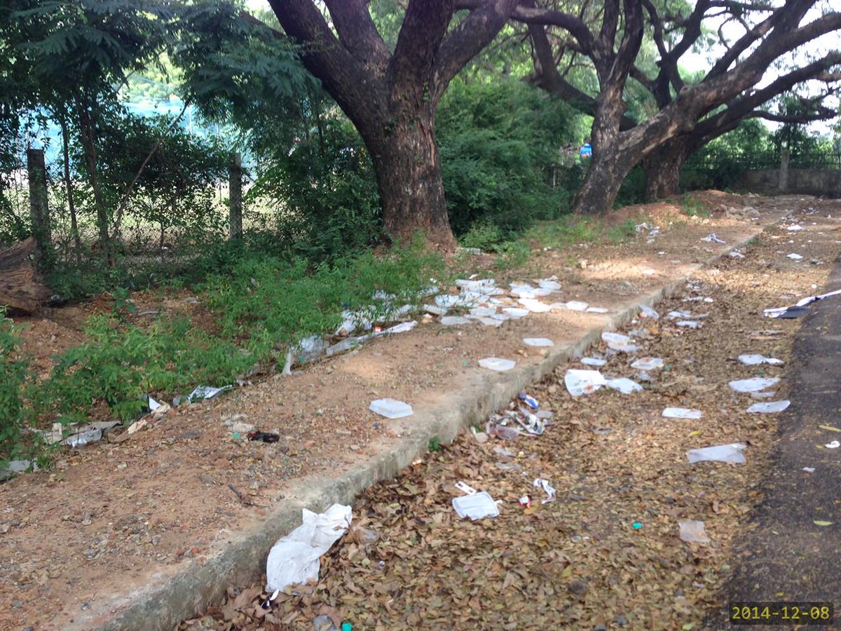 Roadsafe Litter Left Behind At Cpt Taramani After The Wipro Chennai Marathon Twcmarathon Thehindu Twcm14 Swachhbharat Http T Co Kiqfvl4x2t