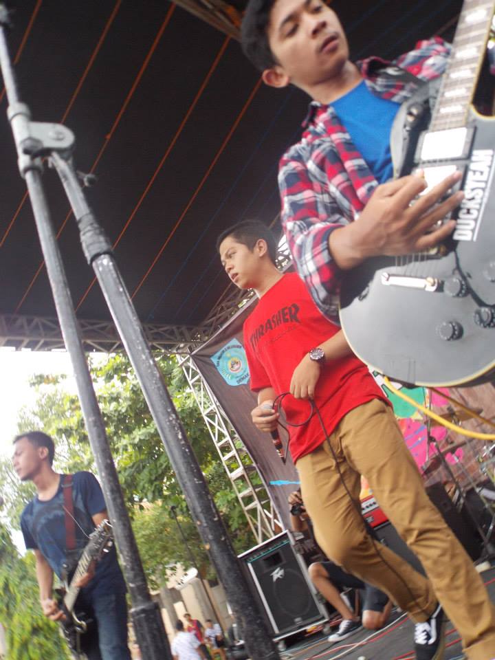 Ossmanda_2015's tweet photo. #REVOLUTION @OSMO_official @anisa_prili @hanna_widya @dhiniardhiani @havid_kotak http://t.co/HOSJPNmTMe