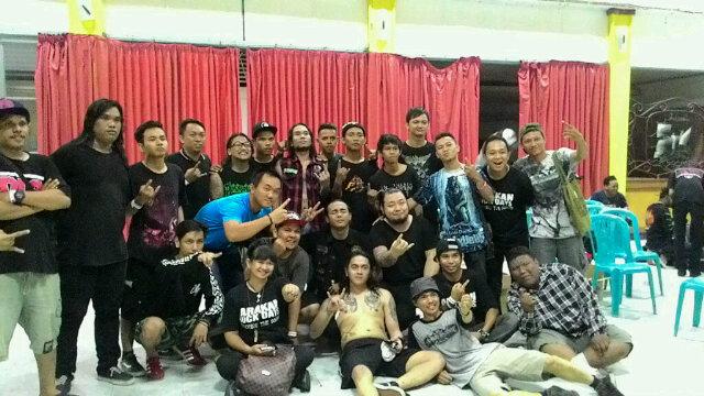 cadas \m/jangan lupa main kesini lagi min\m/ <a href="/SIKSAKUBUR_DM/">SIKSAKUBUR</a> mission clear <a href="/tarakanrockdays/">#TRD2014</a> thanks buat <a href="/D13Entertain/">#TRD2014</a>