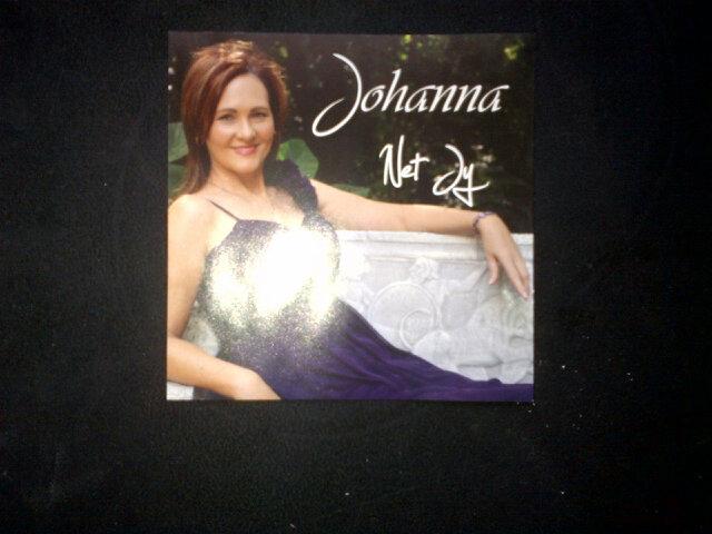 Wow this woman's voice is like silk