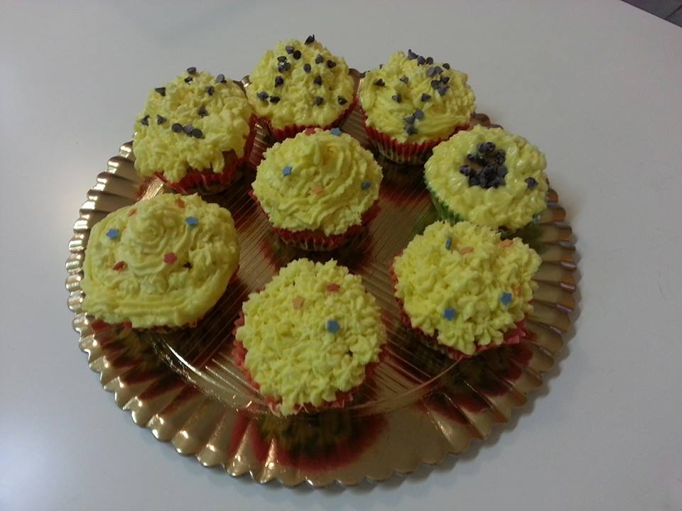 Zero_Glu's tweet photo. I nostri #dolci! #crostatine #tiramisù #sognidipastafrolla #cupcake http://t.co/UEaJcDmjuM