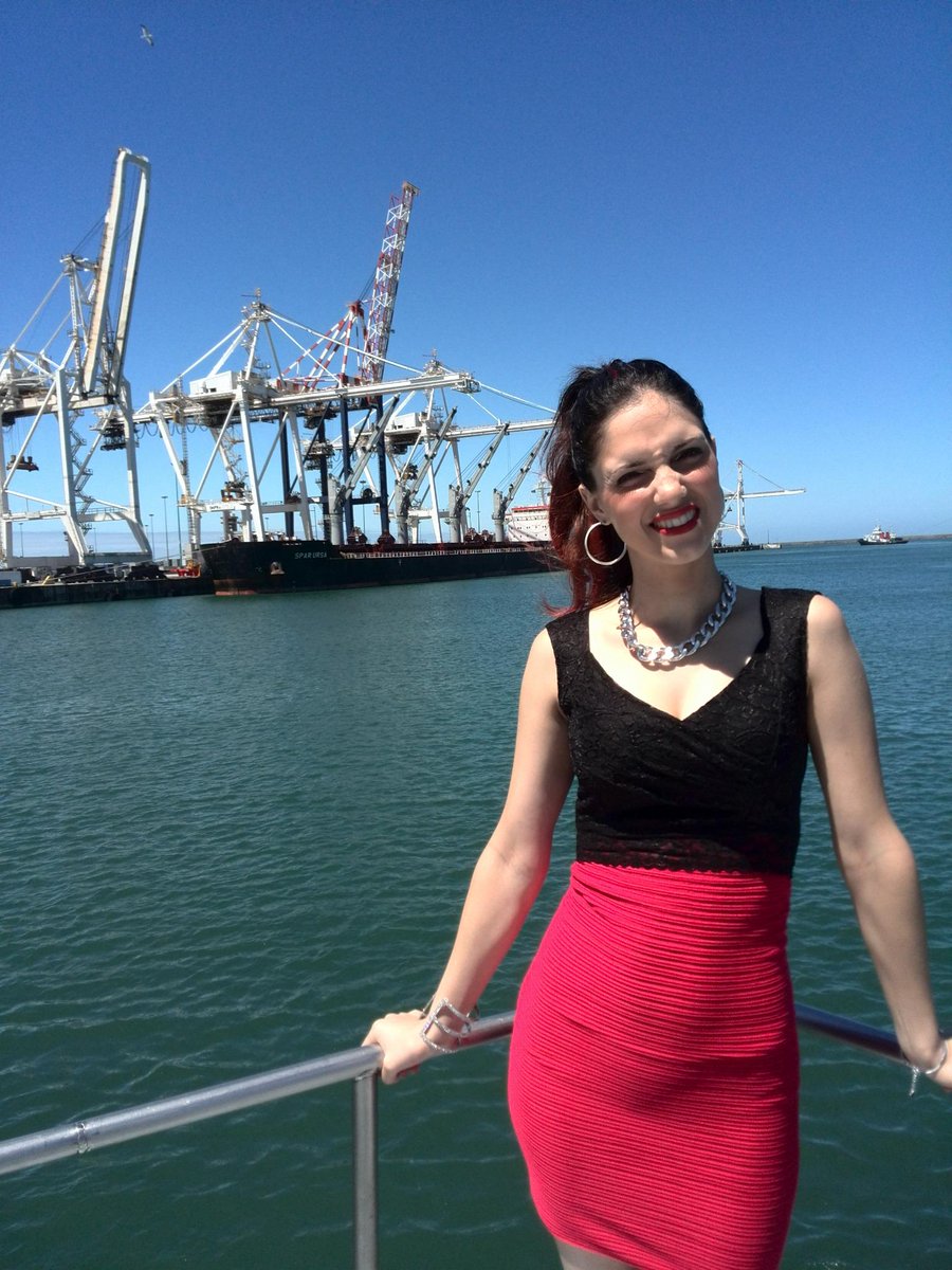 Funny faces @ my gig on the Jester on Fri.Couldn't contain my excitement,being on a boat for the 1st time! #imonaboat
