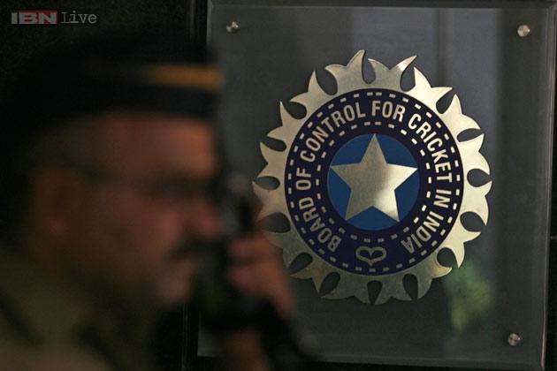 CNNnews18's tweet photo. JUST IN | Should be permitted to decide on penalty against CSK & RR: @BCCI to SC #IPLCorruption http://t.co/QlT58dckCh