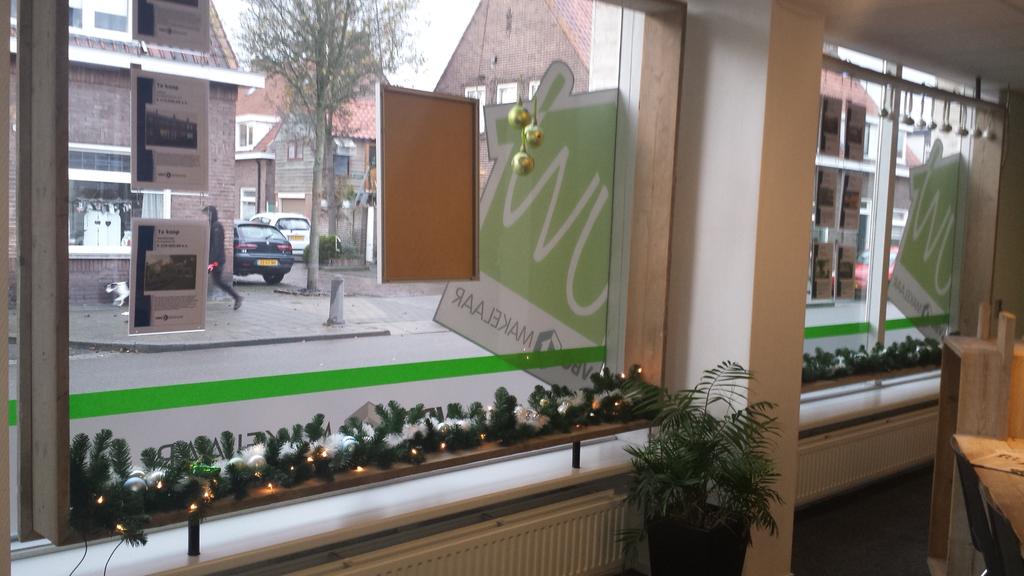 Deze maand is het extra gezellig bij ons binnenstappen,  helemaal in kerstsfeer.