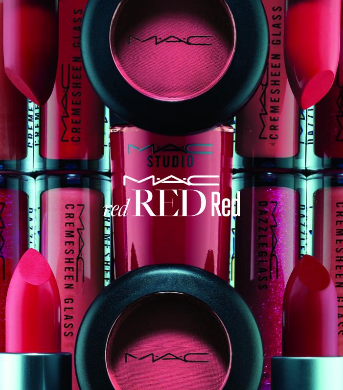 красный косметика. помада эстетика. Clarins красная помада. красный косметика. бренд косметики красный.