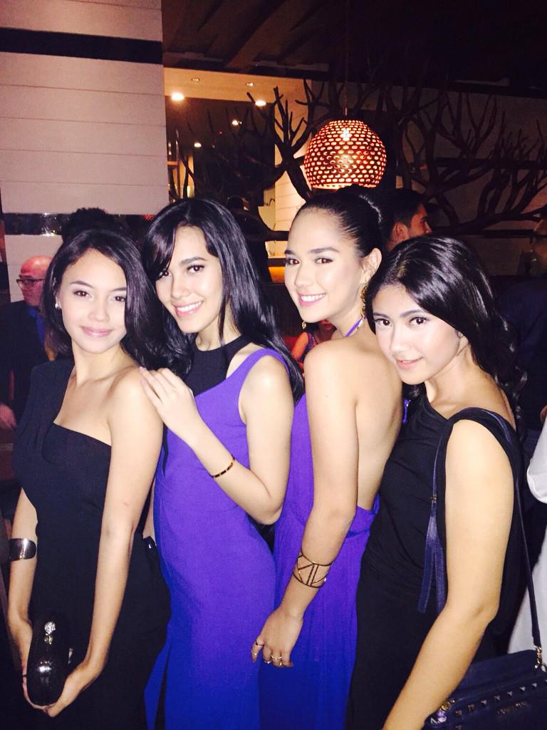 ChelLauvers's tweet photo. @michellalemieux girlfriends 🌸 http://t.co/COyckZ3N3N