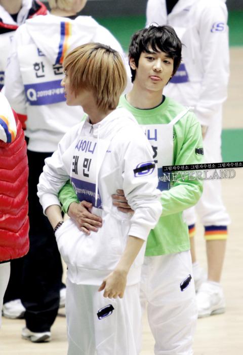  HAPPY BIRTHDAY CHOI MINHO HYUNG!!!! Please stay beside me like this and wish you all the best 