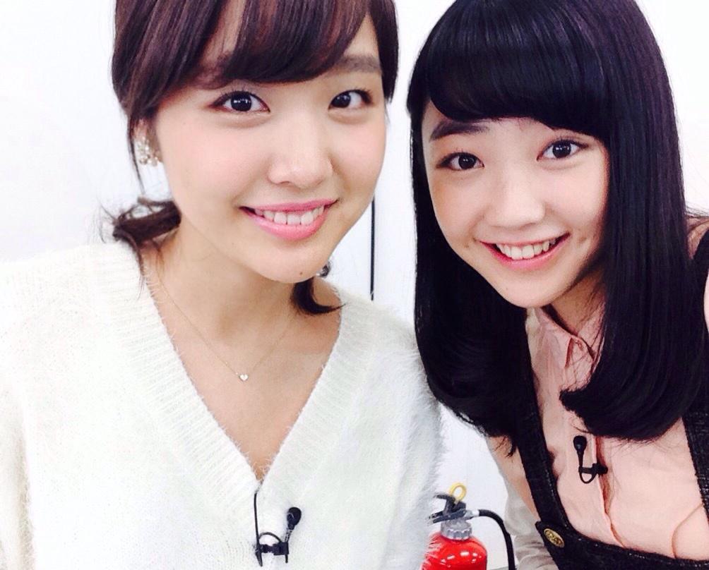 今週のRの法則は
明日と木曜日に出演しまーす♡

明日の回文ではももちゃんとしょうきくんとロケも行ったし、
木曜日の恋うたでは作詞にも挑戦しました！

今週のRも見てね〜（≧∇≦） http://t.co/30JIbB4pLq