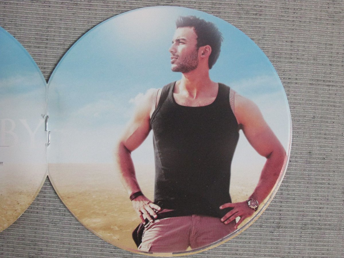 MaghrabyFans's tweet photo. Mohamed Maghraby New Album #قولي_واتمني http://t.co/WMgvHLGqTL